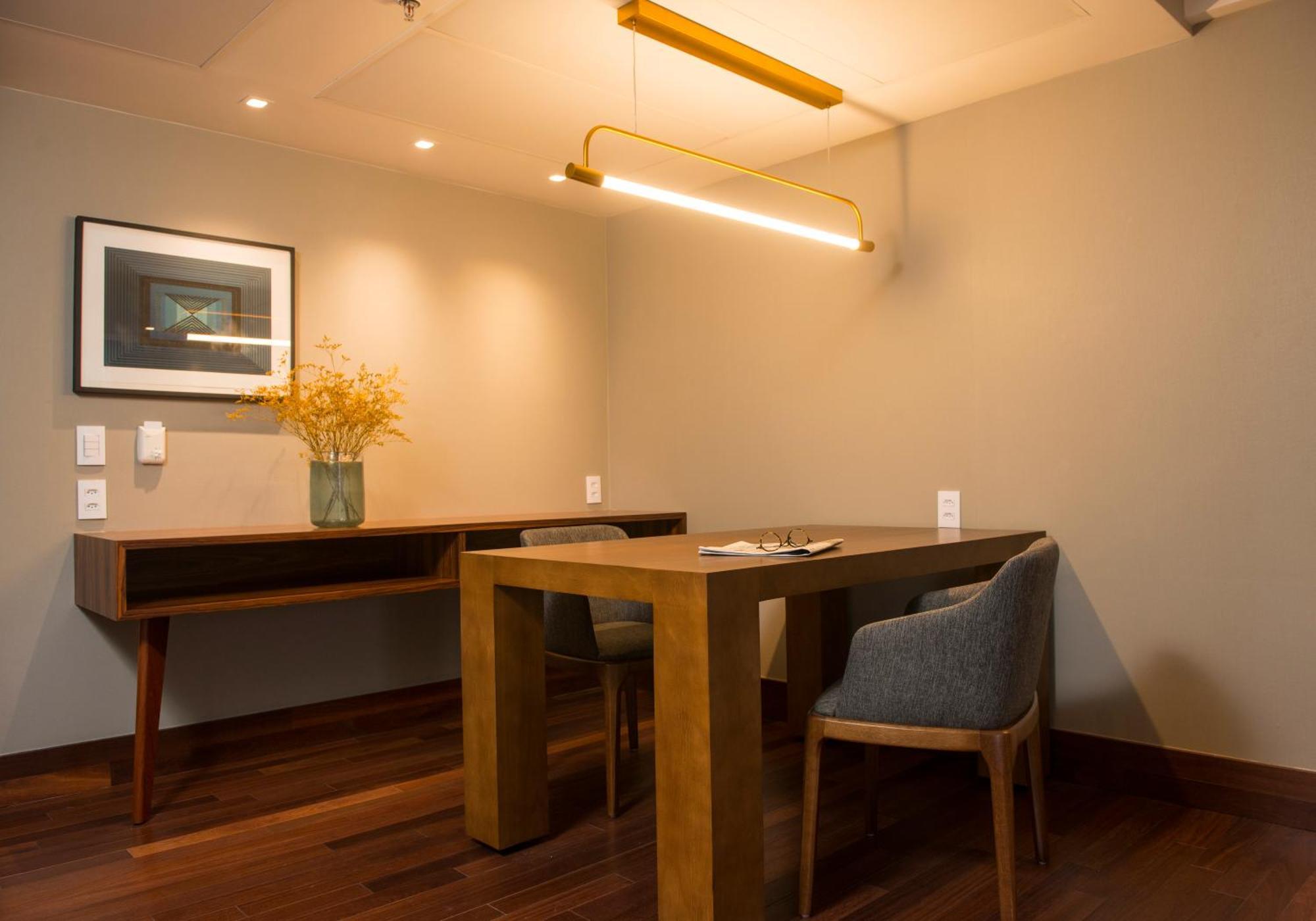 Hotel Luzeiros Recife Rum bild A room at the library