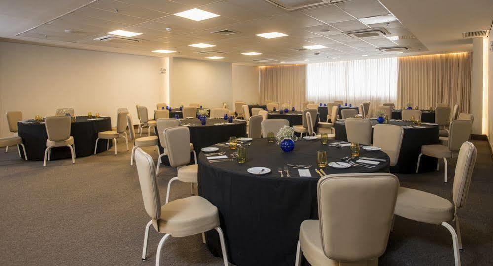Hotel Luzeiros Recife Exteriör bild Meeting room